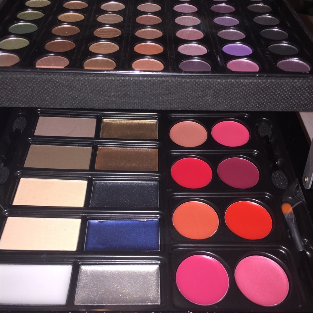 78 piece Makeup Box